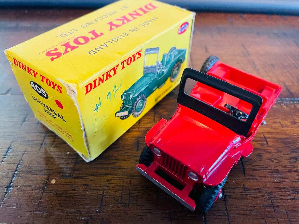 1959 Dinky Toys No. 405 Universal Jeep Red EUC with Box!